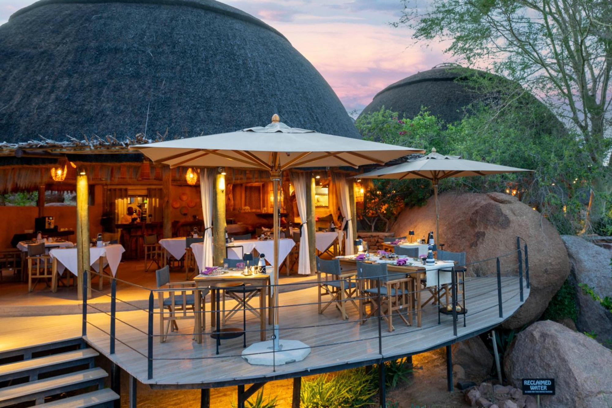 Camp Kipwe Hotel Twyfelfontein Exterior photo